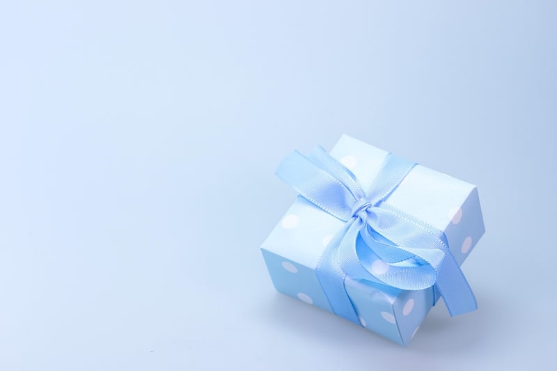 Recycled gift wrapping